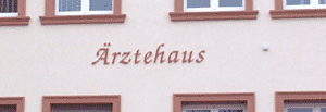 Fräsbuchstaben Ärztehaus in Großbeeren